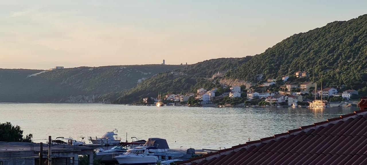 Maestral-nmf